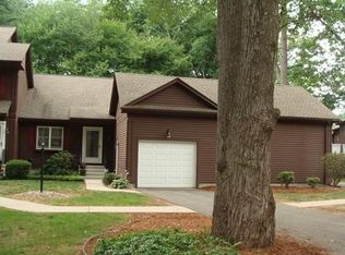 15 Candlewood Dr, Enfield, CT 06082