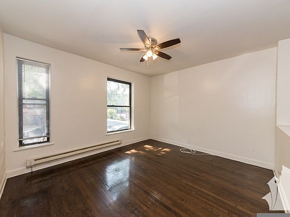2nd image of 841 W Cornelia Ave APT 2N