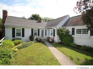 38 Mendon Center Rd, Pittsford, NY 14534