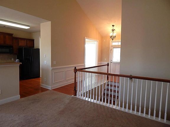 5th image of 1020 Mira Vista Cv