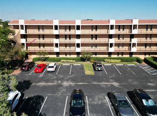 6524 Coral Lake Dr #212, Margate, FL 33063