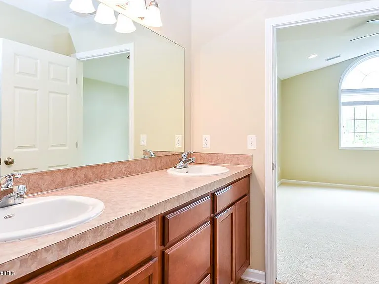 3077 Ledgestone Pl NE #4 — Photo 25
