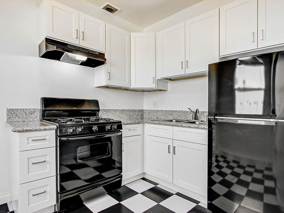 #410 Kitchen