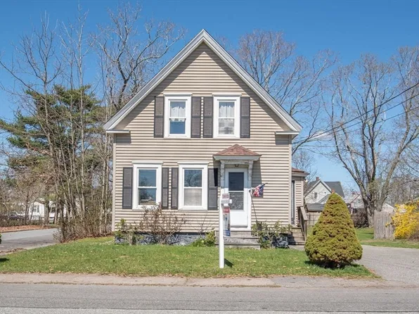 54 Van Buren St, Taunton, MA 02780