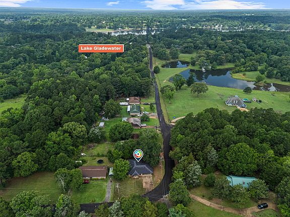 3rd image of 1593 Phillips Springs Rd