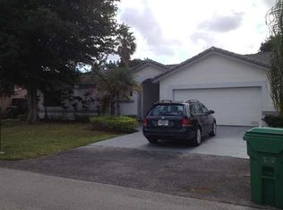 15622 SW 55th Ter, Miami, FL 33185