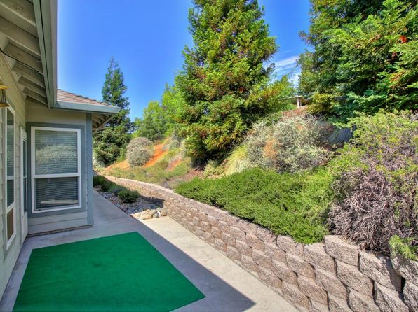 297 Meadowcrest Rd, Sutter Creek, CA 95685