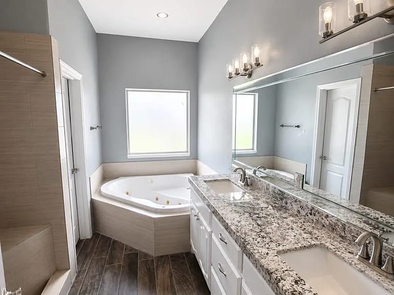 5633 Rustic Manor Dr — Photo 6