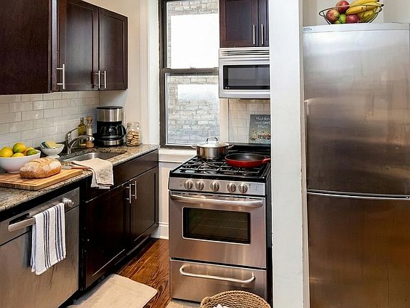 2nd image of 332 E 71st St APT 3B