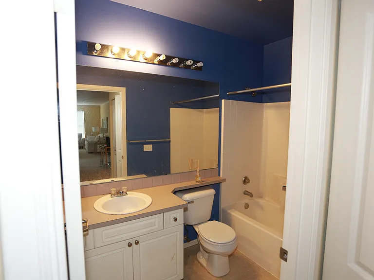 4343 Roosevelt Way NE #502 — Photo 7