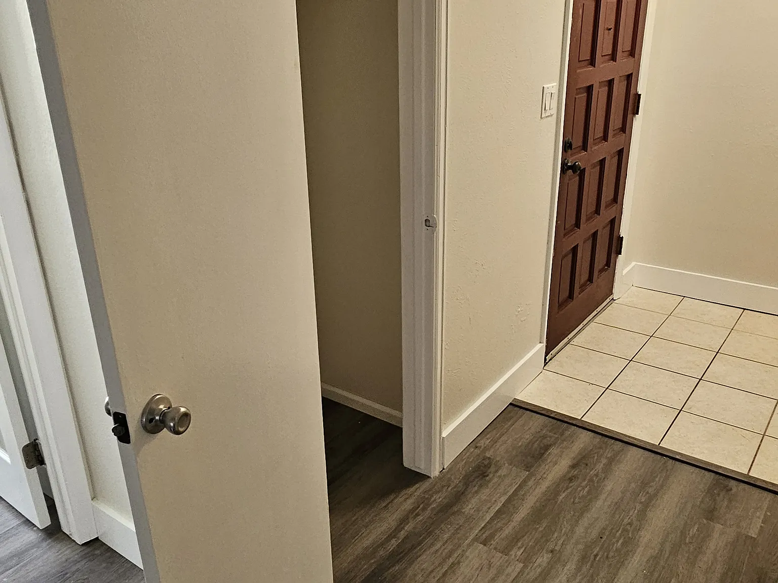 9123 Meade St — Photo 3