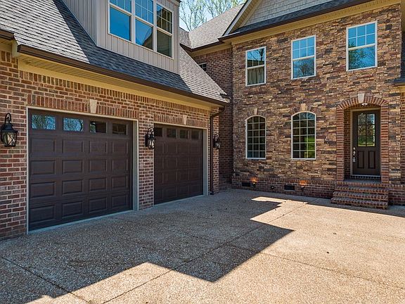 2nd image of 626 Greene Dr