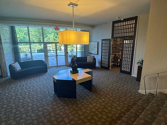4th image of 50 Belmont Ave APT 507