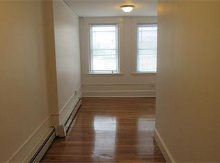 489-489A E Broadway #4, Boston, MA 02127