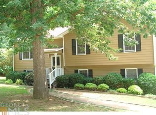 1230 Creekwood Cv, Lawrenceville, GA 30046