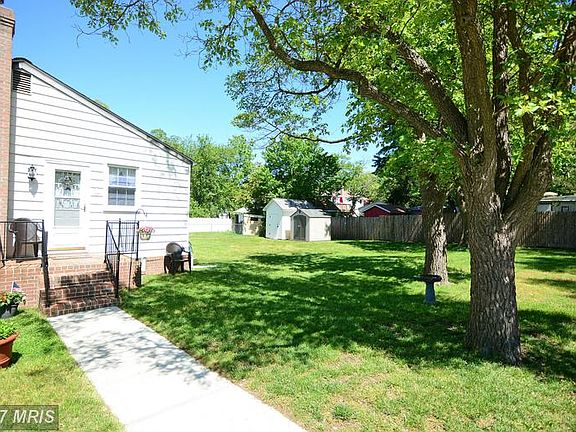 5th image of 200 McGuirk Dr