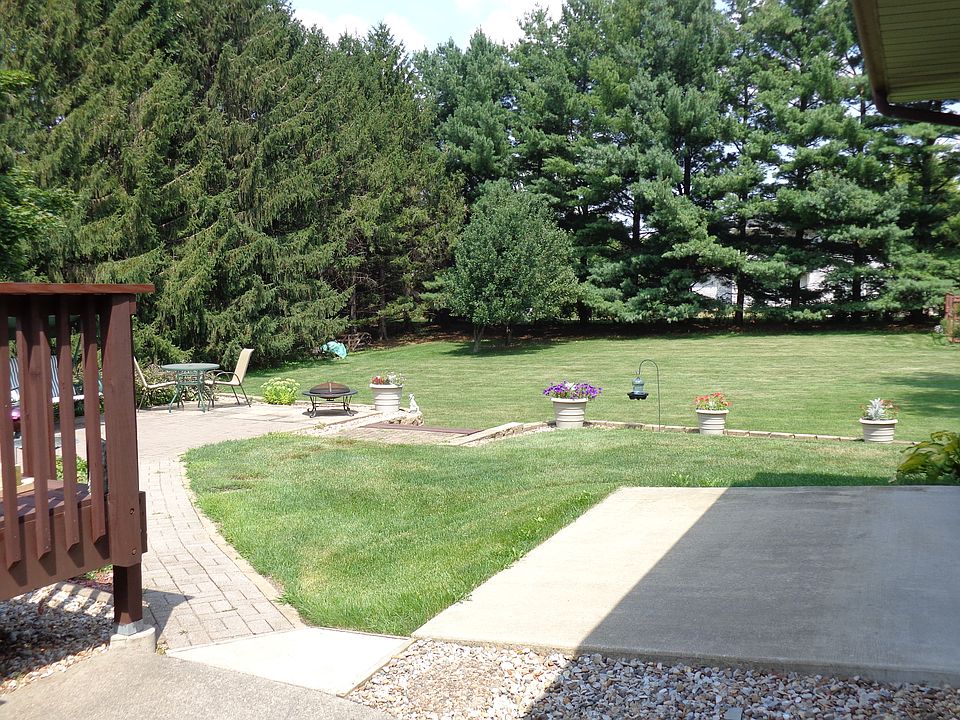 2nd image of 4142 Carpenter Rd NE