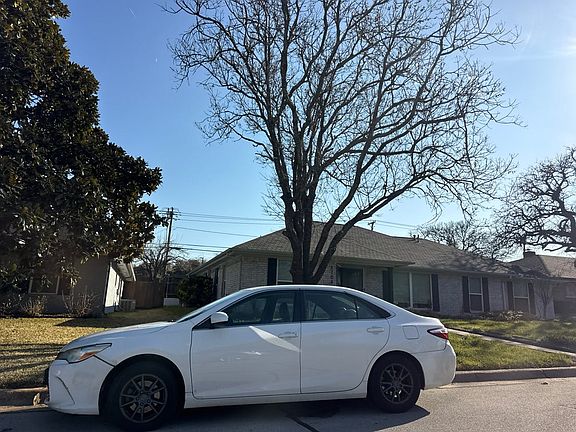 3rd image of 1704 Prestonwood Dr
