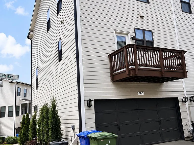 500 Morningtide Way NE — Photo 2