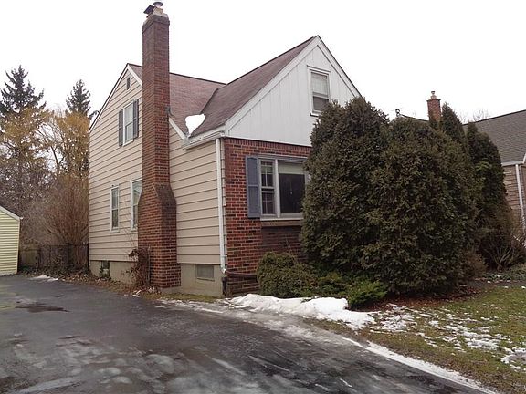 2nd image of 197 Windermere Blvd