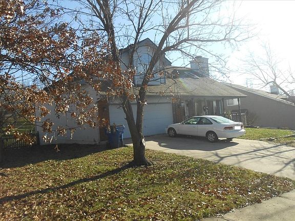 2nd image of 722 NW 42nd St