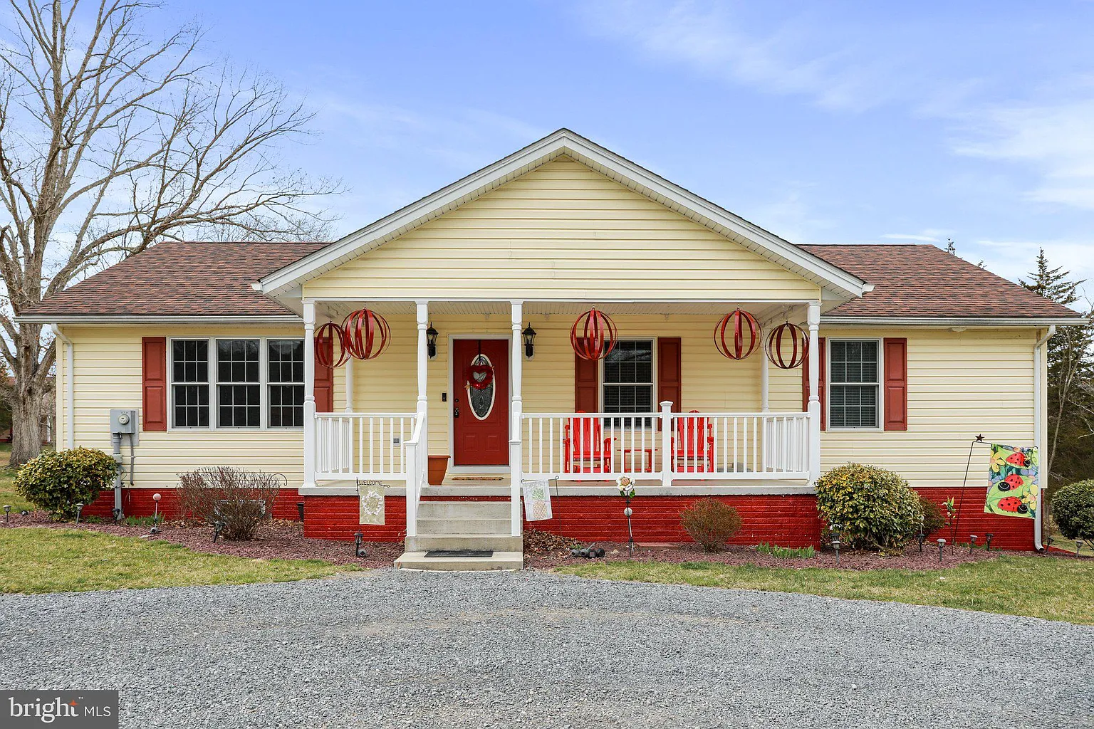 368 Magnolia Pl photo 1
