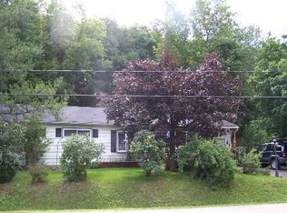 1036 Townsend Rd, Waupaca, WI 54981