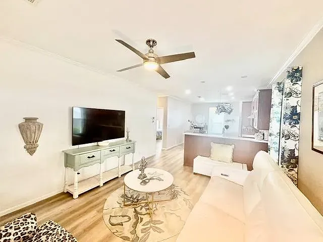 2068 Bougainvillea Ct — Photo 3