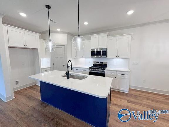 4th image of 6547 Oak Meadow Dr