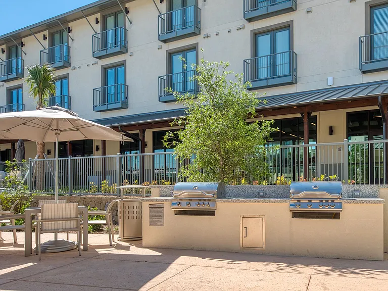 Tacara Westpointe Village — Photo 22