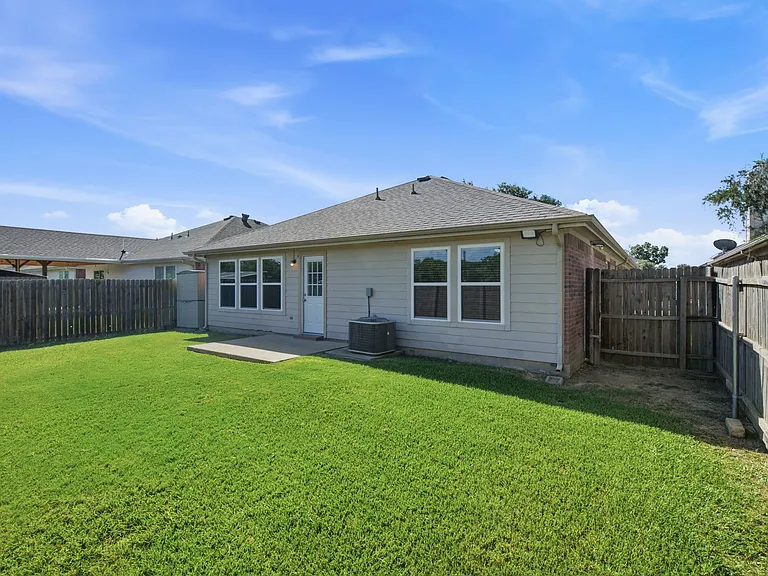 8475 Widgeon Way — Photo 30