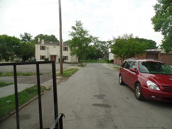 5th image of 519 S 6th St