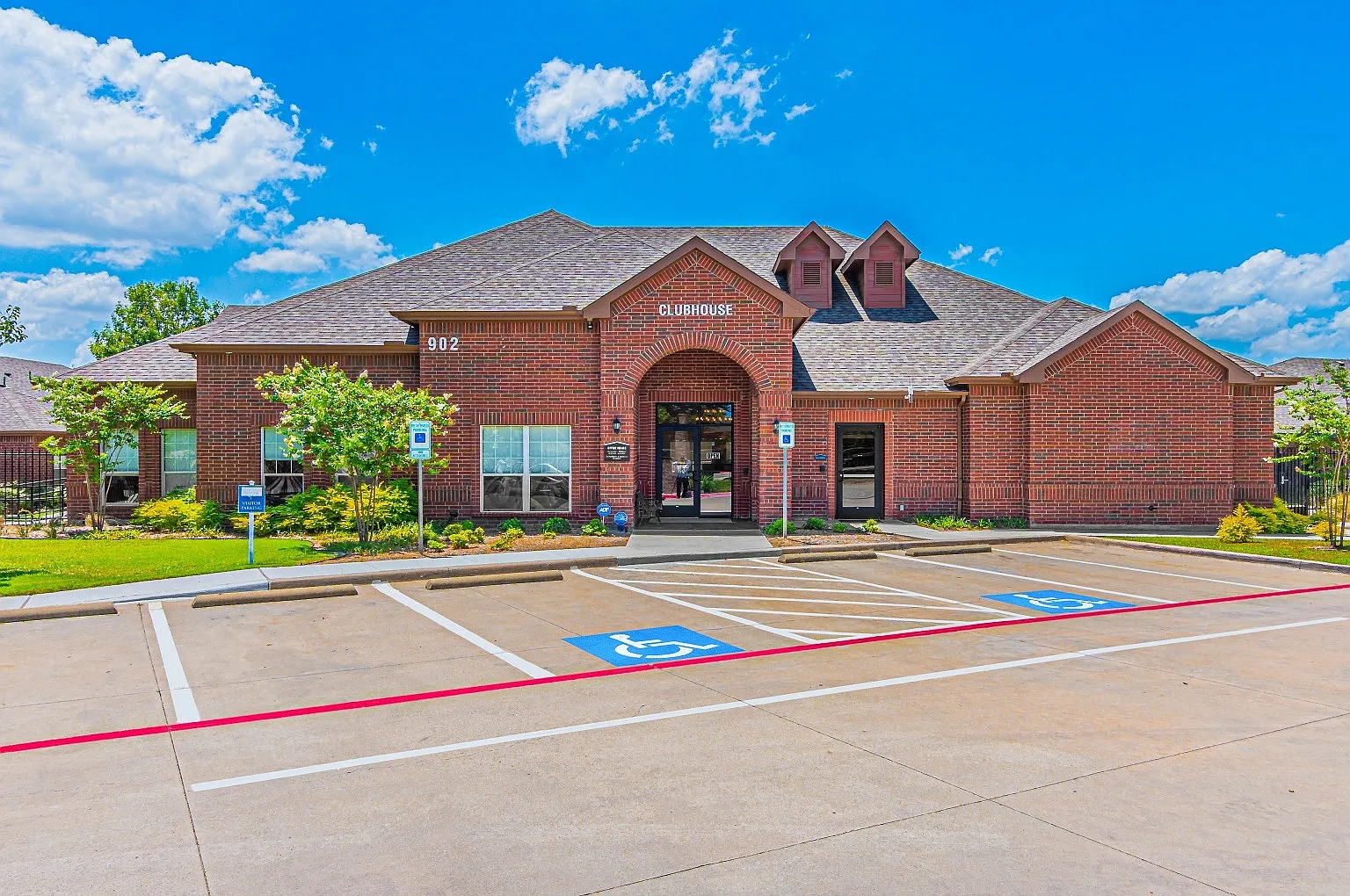 Lakeside Manor 62+ Senior Apartments — Photo 1