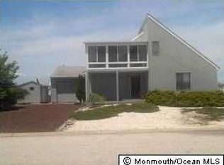 110 Jeanne Dr, Manahawkin, NJ