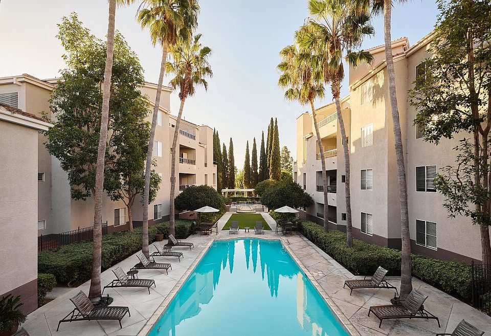 1st image of 5385 Toscana Way APT 315