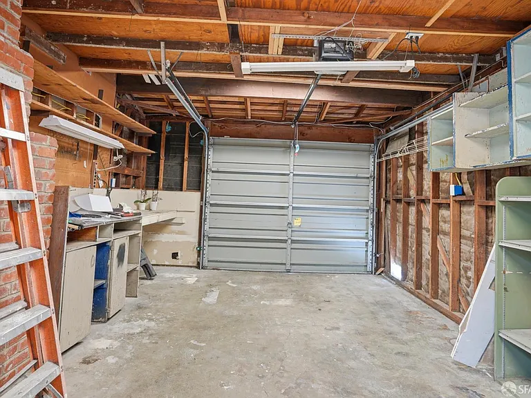 5880 Olinda Rd — Photo 34