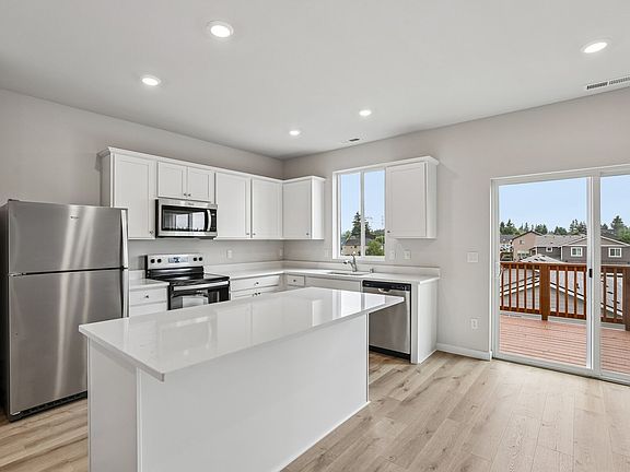 Enjoy a quick meal at the spacious breakfast nook.