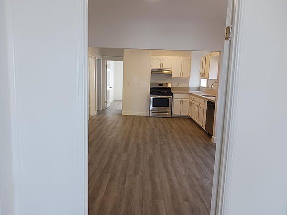 3rd image of 142 S Vendome St #144.5