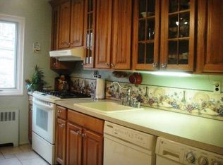 655 Hillside Ave APT C, White Plains, NY 10603
