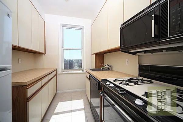 Sold by Halstead Real Estate | media 4