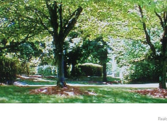 2nd image of 5000 Town Ctr Ste 1403