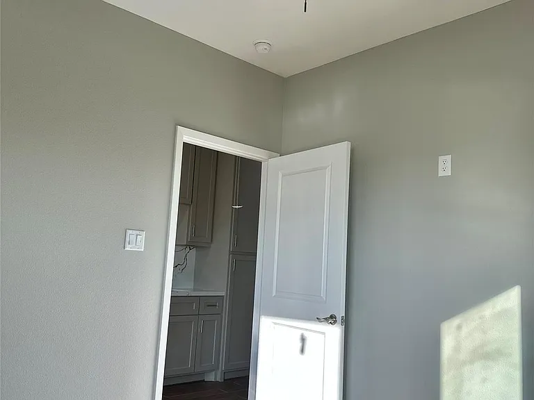 8321 Coma St — Photo 24