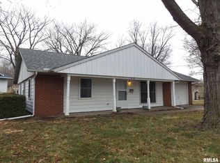 1616 Florence Ave, Pekin, IL 61554