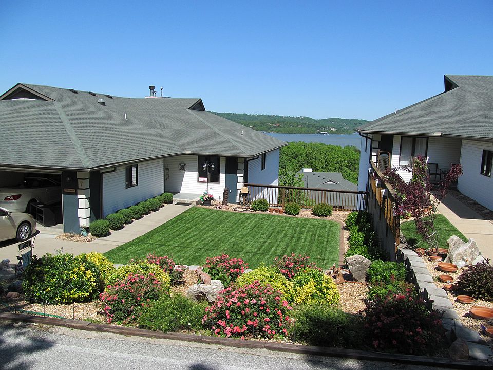 FRONT OF TOWNEHOUSE