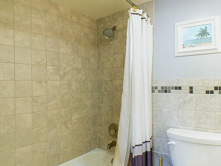 1900 Clifford St #603 — Photo 10