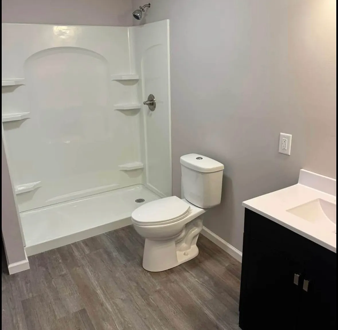 998 Marshal Ave — Photo 2
