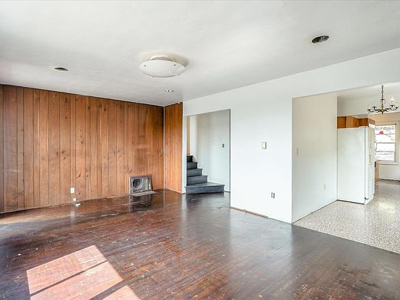 5th image of 540 Park Way