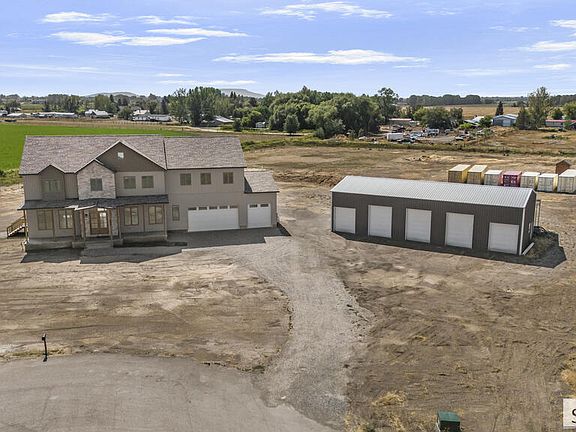 3rd image of 2225 Clover Meadow Way