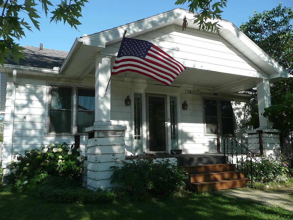 1st image of 628 N Mason St