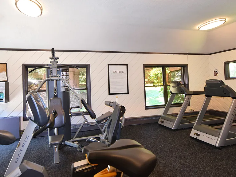 Kings Lynne Apts — Photo 13